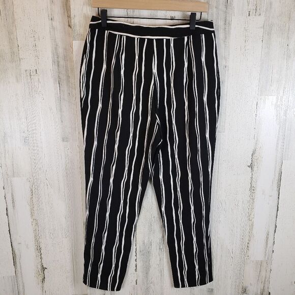 J.O.A. Abstract Striped Pants Sz L - Picture 3 of 4
